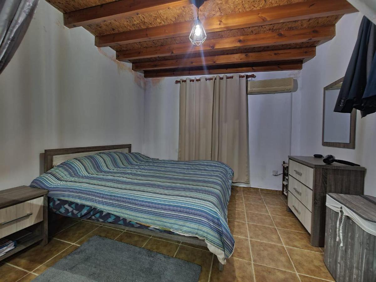 Spacious Studio In Yeroskipou Koloni Esterno foto